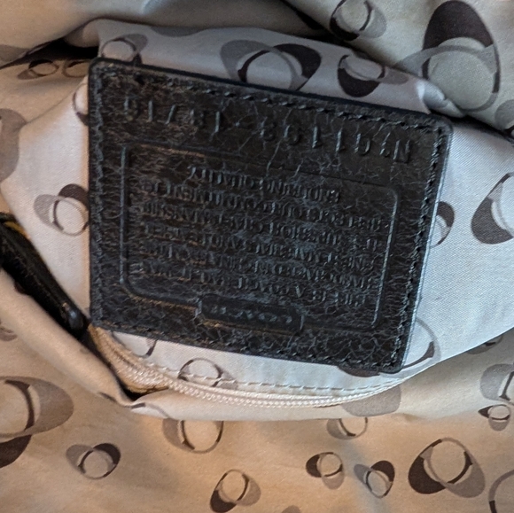 Two Vintage Coach Bags - Picture 6 of 7